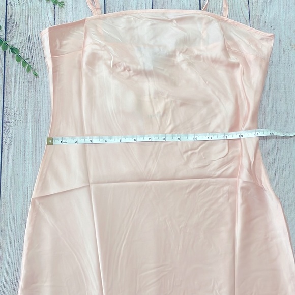 🌸 Clearance! 🌸 Forever21 Light Pink Satin Slip Dress Size M - Picture 5 of 10